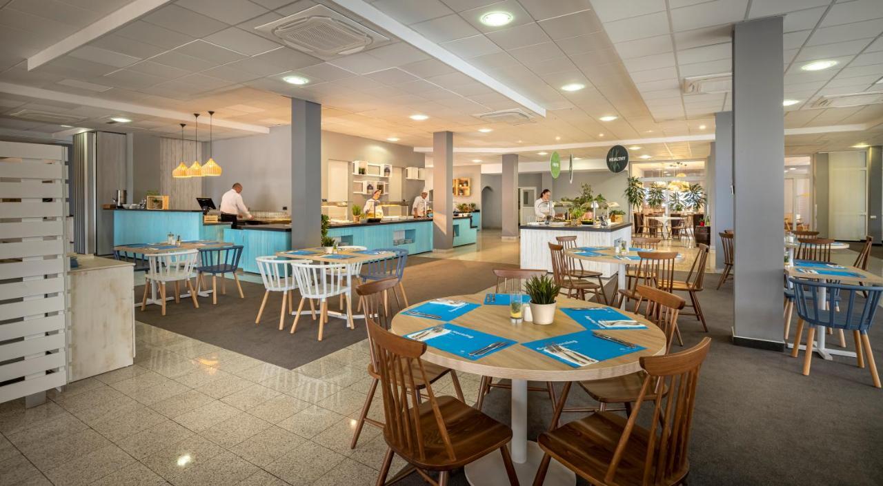 Sunny Baska Hotel By Valamar, Ex Corinthia Ngoại thất bức ảnh