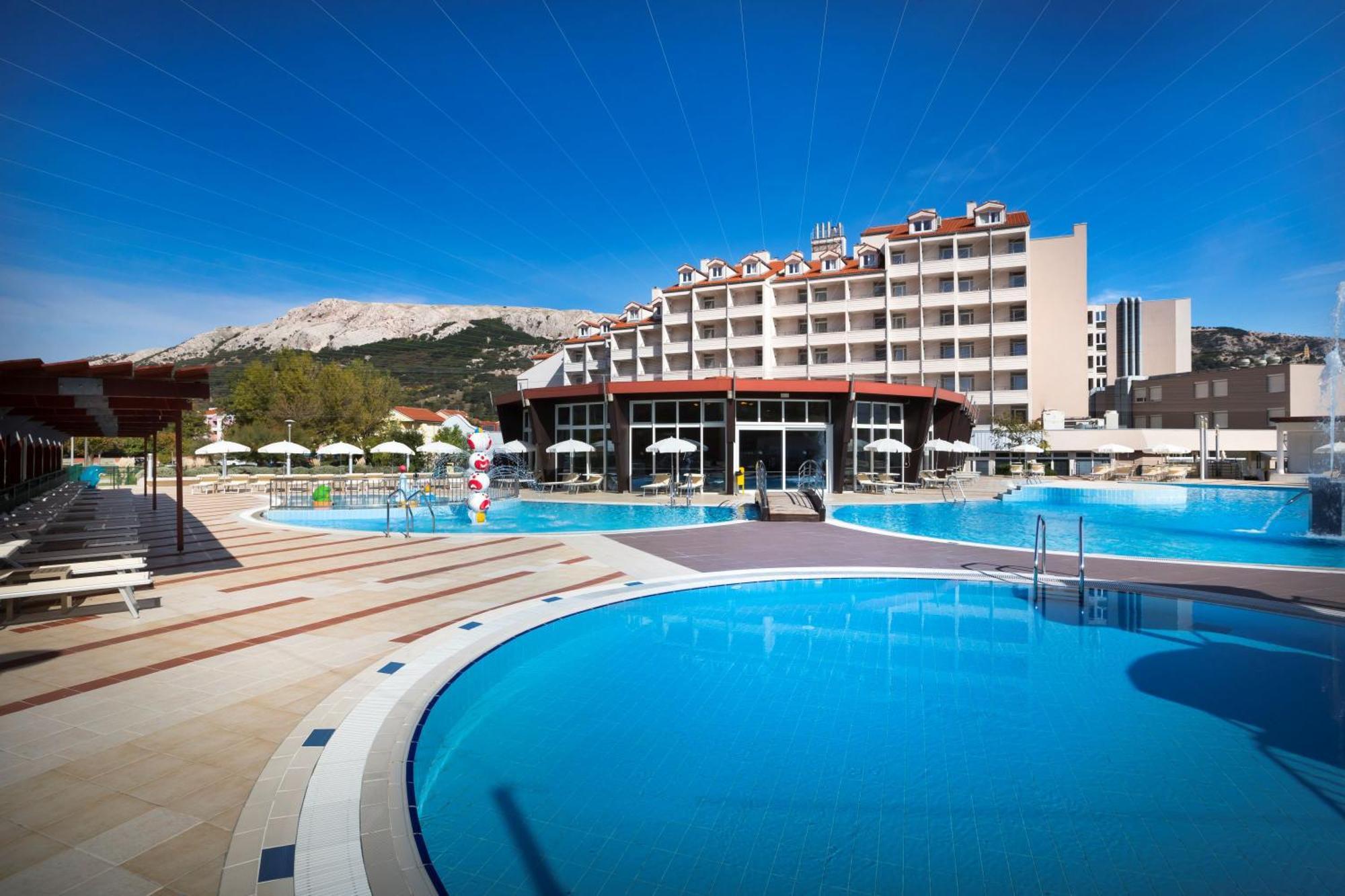 Sunny Baska Hotel By Valamar, Ex Corinthia Baska (Krk) Ngoại thất bức ảnh